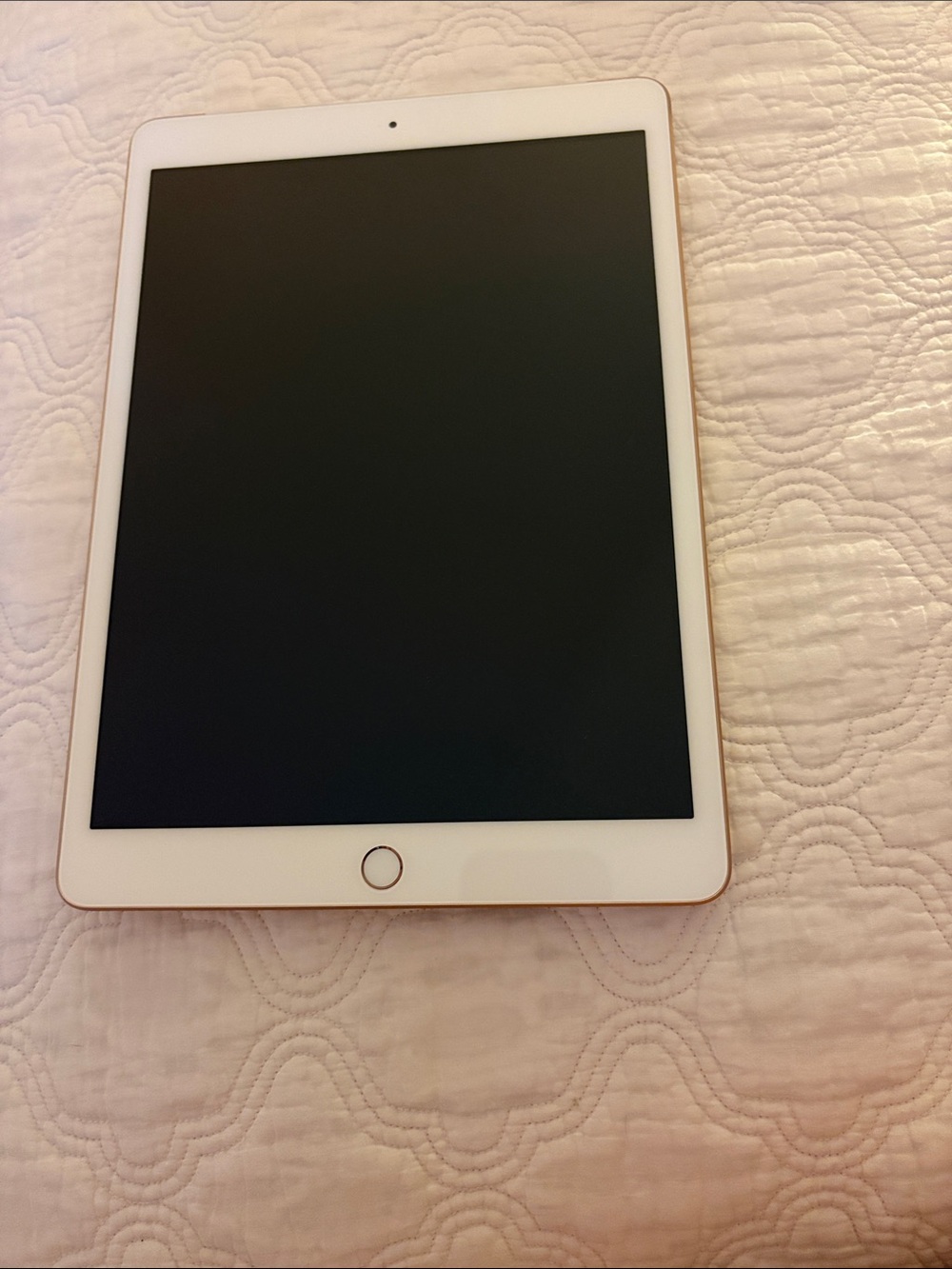 Apple iPad in 7th Gen Cellular White Front with Rose Gold Trim